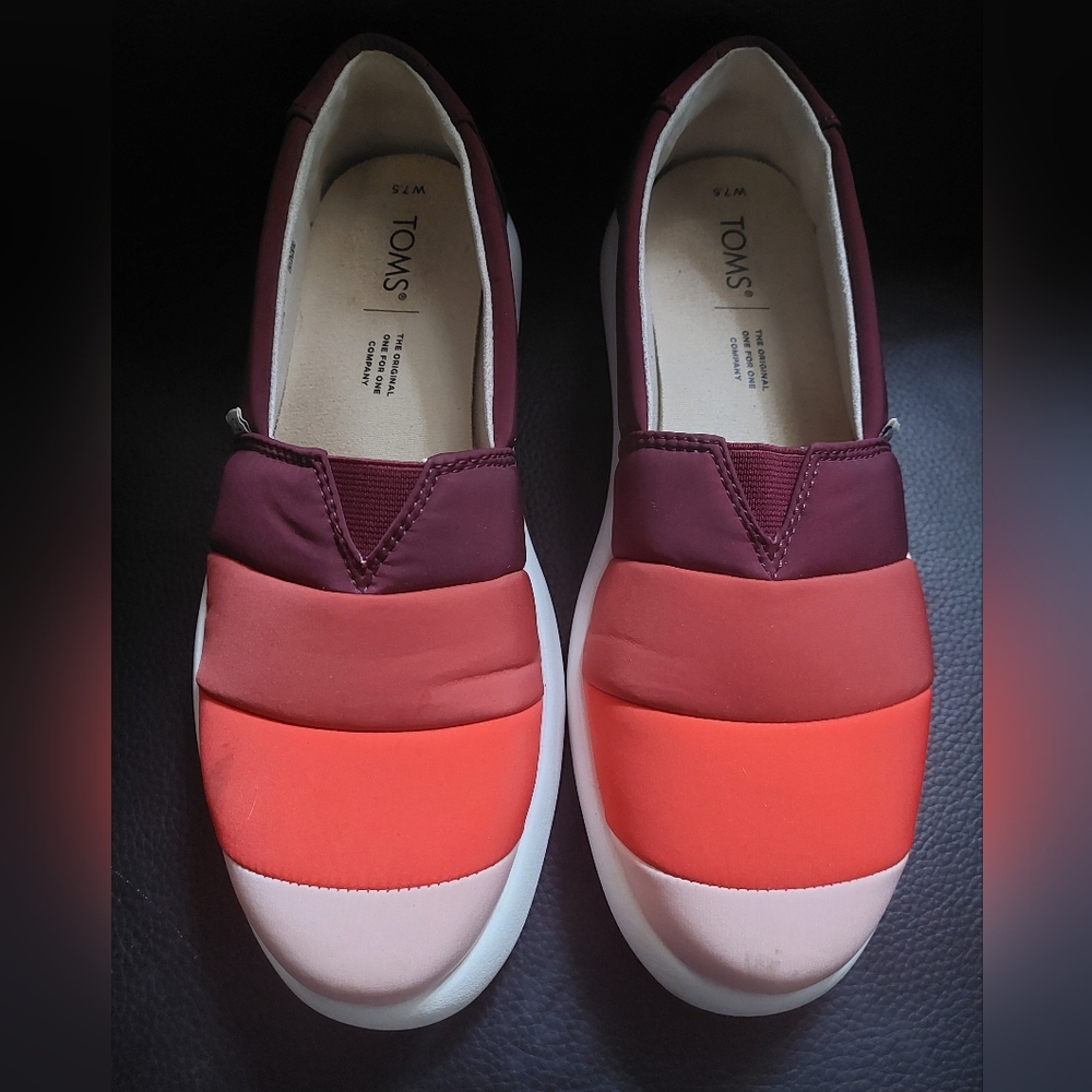 Tom's size 7.5